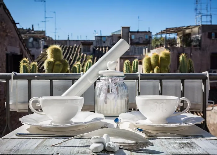 Campo Dei Fiori Luxury With Balcony